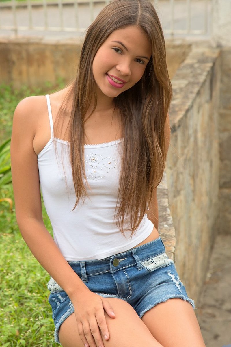 Диана, 19